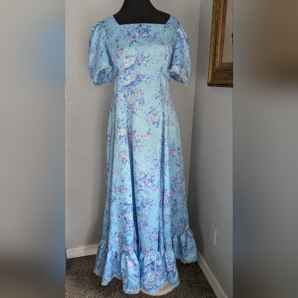 Vintage 1970s Flutter Sleeve Maxi Dress